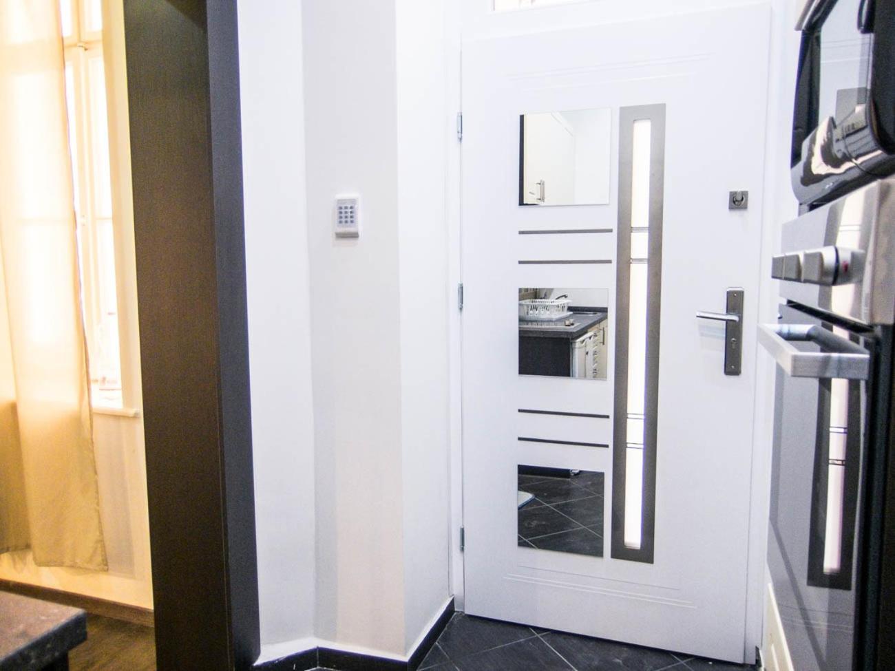 Goldcentral Apartment Akacfa Budapest Eksteriør billede